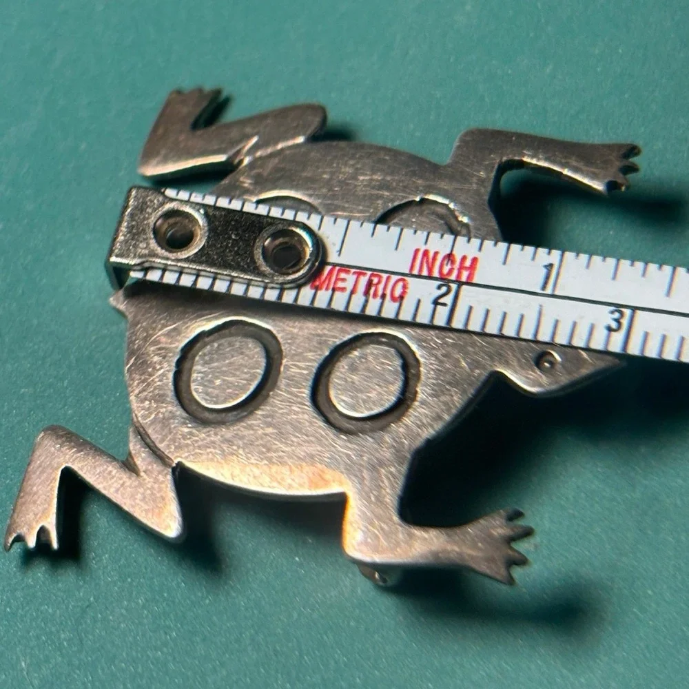 Vintage Navajo Sandcast Sterling Silver Frog pin, Mid-20th Century Signed Thomas